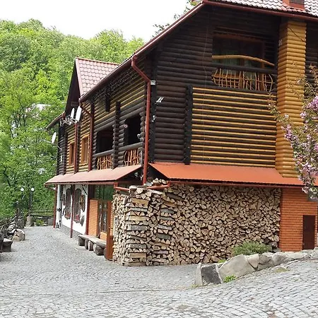 Hotel U ?imbora *